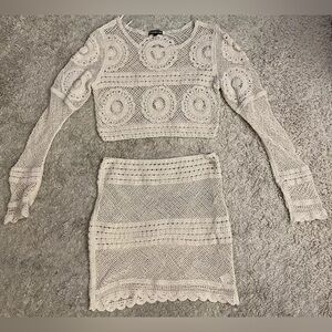 REHAB LAB beige long sleeve crop top skirt 2 pc set large l